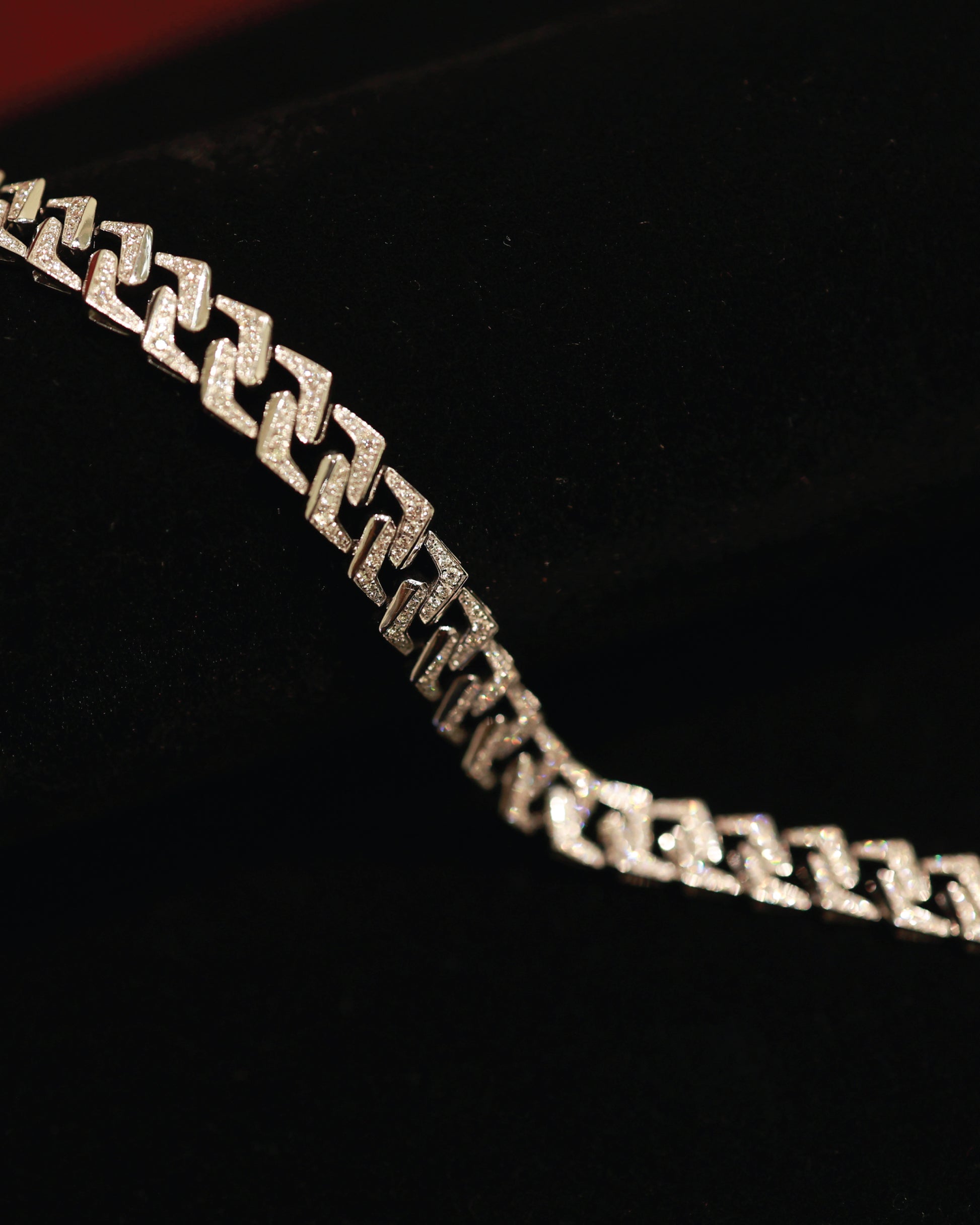 Fourteen 18KW Diamond Bracelet