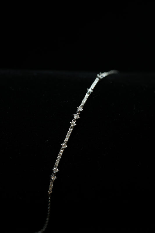 Starlike 18KW Diamond Bracelet