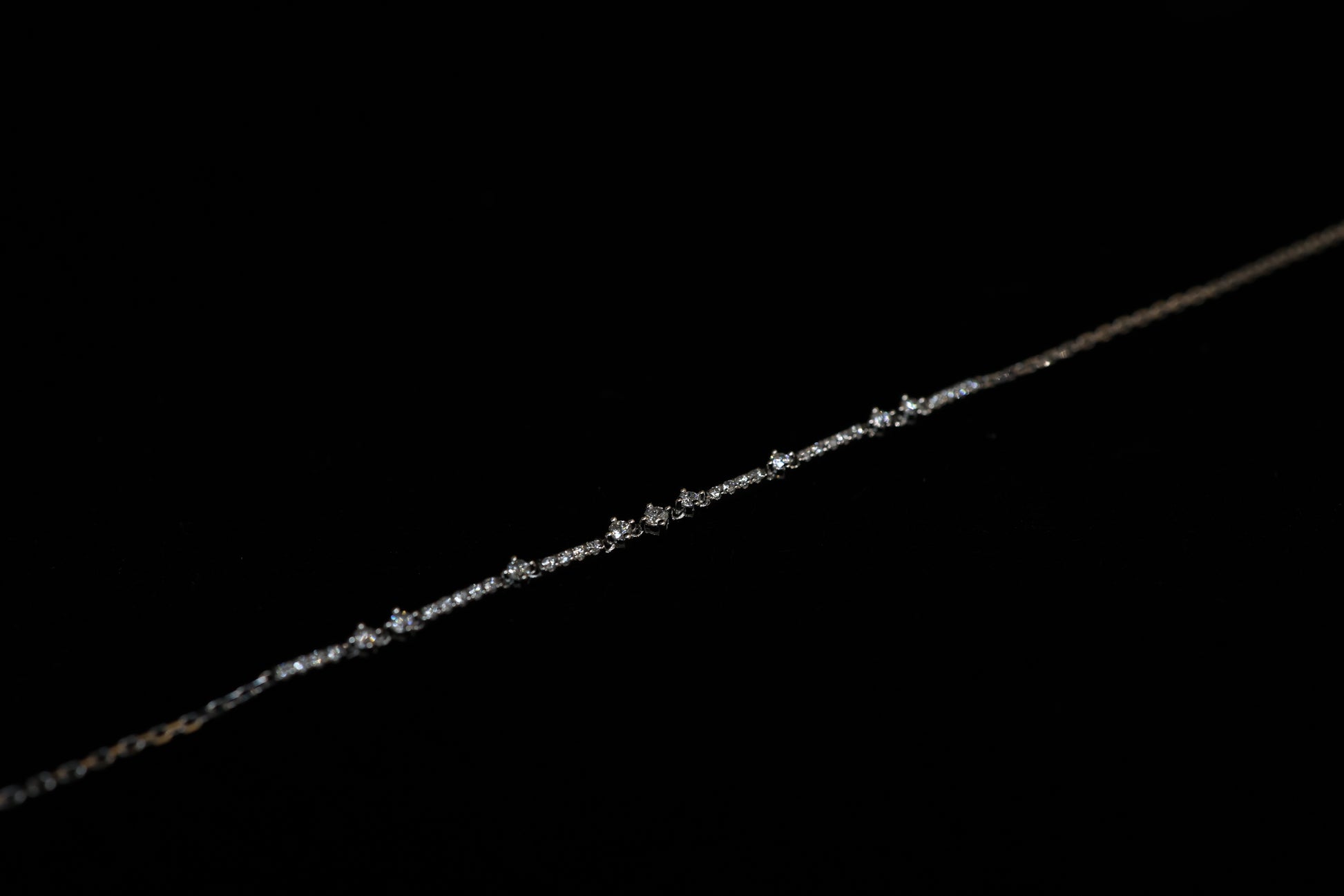 Starlike 18KW Diamond Bracelet