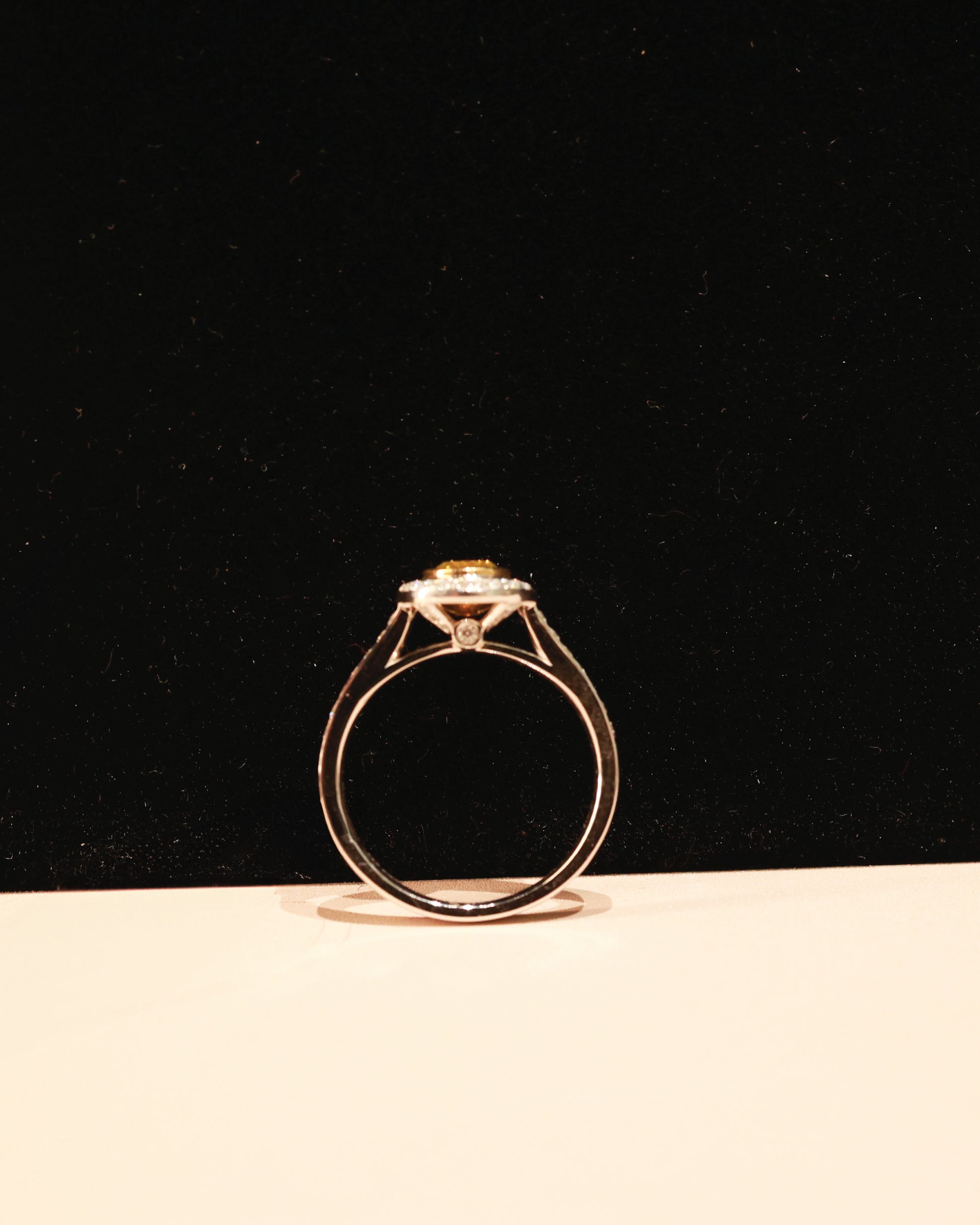 Solar 18KW Diamond Ring